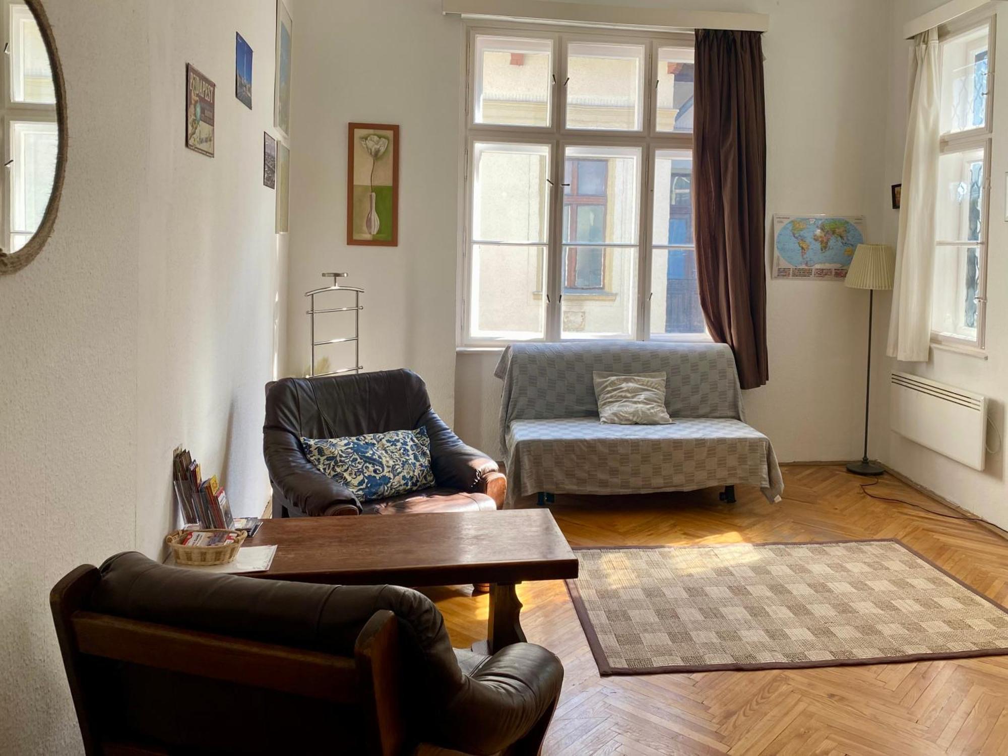 Astoria Apartamento Budapeste Exterior foto