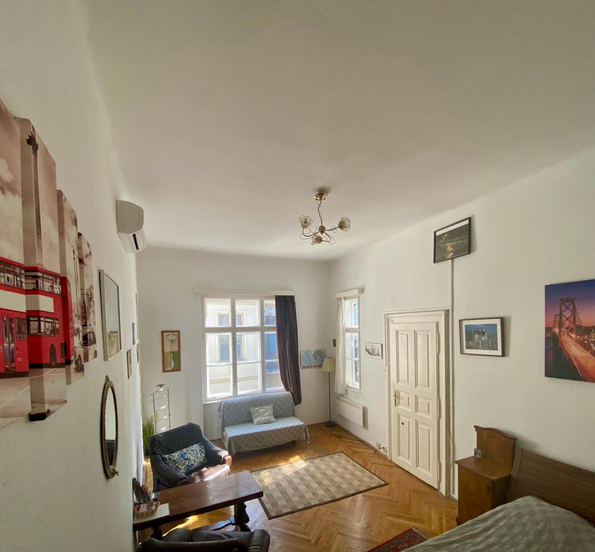 Astoria Apartamento Budapeste Exterior foto